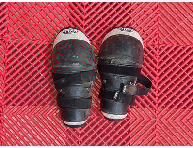 MOTORBIKES • GO-KARTS •  APPAREL - Lot 195