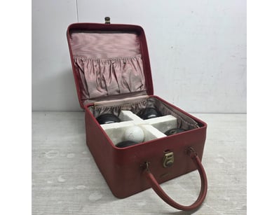 Lawn bowls, vintage style lawn bowls in case, cont...