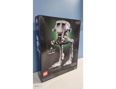 LEGO STAR WARS AT-ST ULTIMATE COLLECTOR SERIES SET...