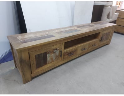 House & Homewares (A999) - Lot 1648