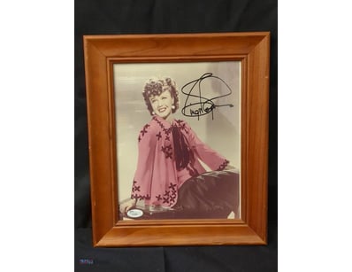 AUTOGRAPHED PHOTOGRAPH OF GINGER ROGERS.

Item Siz...
