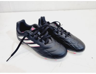 Major Brand Apparel & Footwear Liquidation Even... - Lot 314