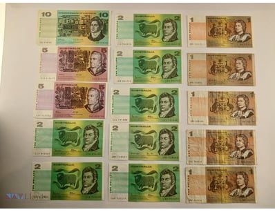 Collection Of Australian Decimal Banknotes In Mixe...