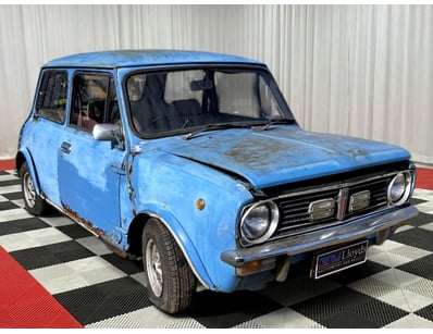 <b>1974 Mini Sedan - Blue - 154,708km - Classic Br...