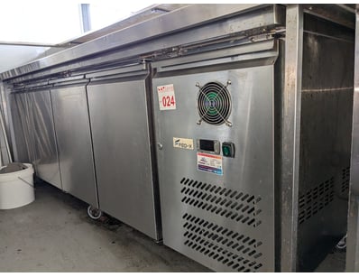 Commercial Restaurant Kitchen Equipment - Busine... - Lot 26