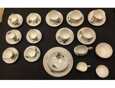 Antiques, Vintage & Interior Treasures (A1005) - Lot 666