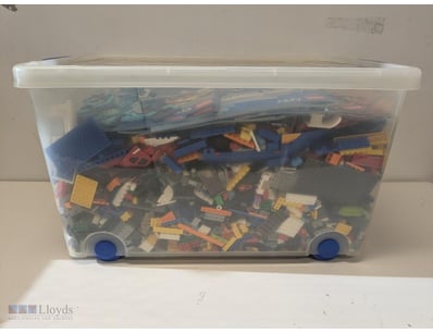 LARGE CLEAR PLASTIC STORAGE CONTAINER WITH LEGO BR...