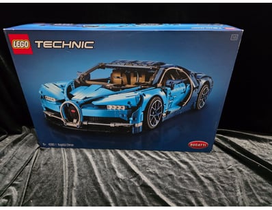 LEGO TECHNIC BUGATTI CHIRON SET 42083

Lego Tech...