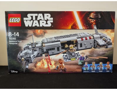 **UNRESERVED** COOKIE'S LIFETIME COLLECTION OF ... - Lot 920