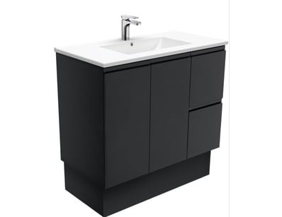 $5M Bathroom Appliances Blitz Part 2 (VICA895) - Lot 192