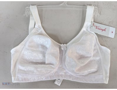 Rrp $69.95, triumph endless comfort N bra, white 0...