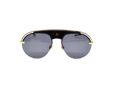 Designer Vault (A987) - Lot 8470