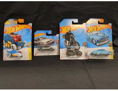 4 X HOT WHEEL TREASURE HUNTS INCLUDING DMC DELOREA...