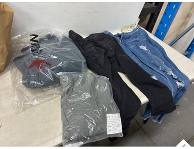 Unclaimed Freight (GCA1002) - Lot 1807