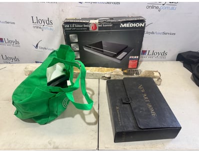 Assorted lot of camping cookware 

Note: sold as...
