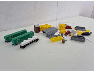 Gadgets, Music & Pastimes (NSWA976) - Lot 1052