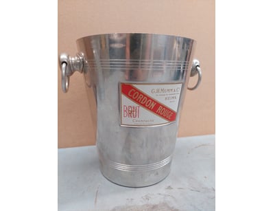 Mancave & Memorabilia (A1007) - Lot 2317
