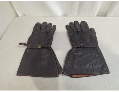 Gadgets, Music & Pastimes (A976) - Lot 465