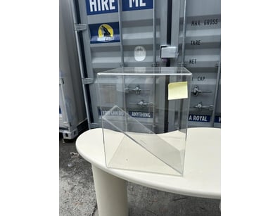 Jewellery Retailer Store Closure (A1001) - Lot 618