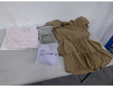 Unclaimed Freight (GCA998) - Lot 1677