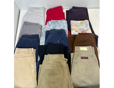 Entire Vintage Clothing Store Liquidation (ON11... - Lot 290