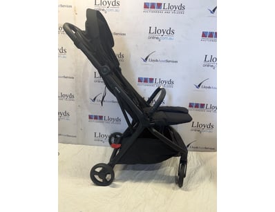 UNRESERVED Airport - Lost Property (A980) - Lot 505