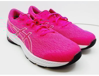 Major Brand Apparel & Footwear Liquidation Even... - Lot 259