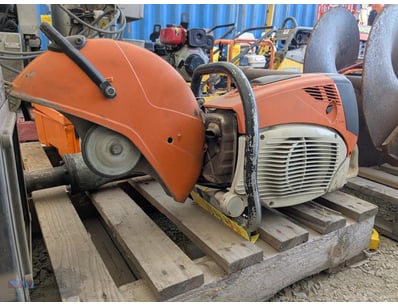 STIHL TS700 14' Concrete Saw

Make: STIHL
Model: T...