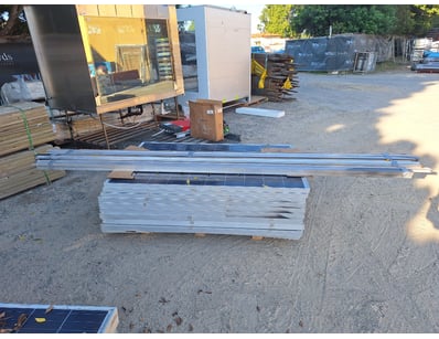 Home Improvement, DIY & Hardware (A1006) - Lot 1210