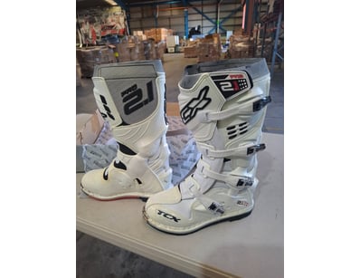 Sport, Leisure & Lifestyle (A988) - Lot 12