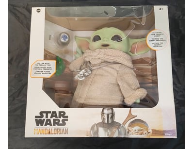 **UNRESERVED** COOKIE'S LIFETIME COLLECTION OF ... - Lot 705