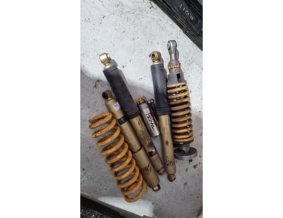 MOSTLY UNRESERVED 4x4 WORKSHOP BUSINESS CLOSURE... - Lot 193