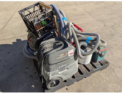 Mostly UNRESERVED Flooring Business Equipment Cl... - Lot 94