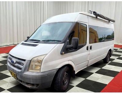 <b>2006 Ford Transit VM Bus - White - 178,725km - ...