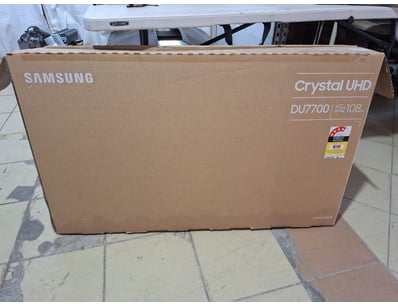 Samsung Crystal UHD DU7700 43-inch Class Televisio...