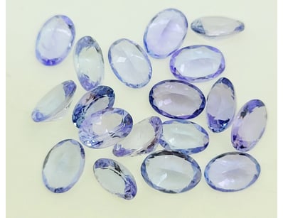 Diamond And Gemstone Market (A994) - Lot 599