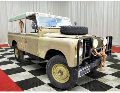 <b>1980 Land Rover Series 3 - Safari Green - 99,27...