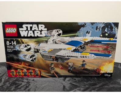 **UNRESERVED** LIFETIME COLLECTION OF LEGO PART... - Lot 794