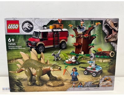 LEGO JURASSIC WORLD 76965 DINOSAUR

Complete Lego ...