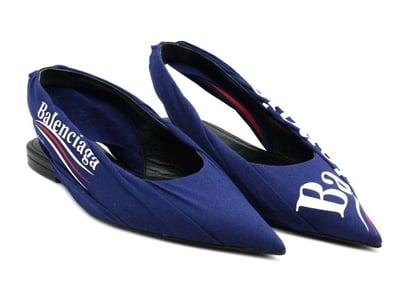 Designer Vault (A985) - Lot 7816