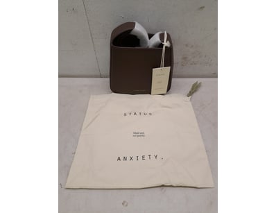 Unclaimed Freight (GCA984) - Lot 2902