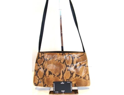 Designer Vault (A998) - Lot 546