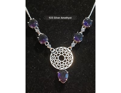 UNRESERVED Affordable Jewellery (A992) - Lot 1079