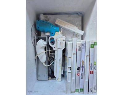 Nintendo Wii Video, Gaming Bulk Lot With Accessori...