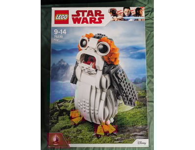 **UNRESERVED** LIFETIME COLLECTION OF LEGO PART... - Lot 229