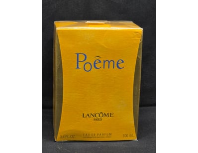 Designer Vault (A1006) - Lot 100