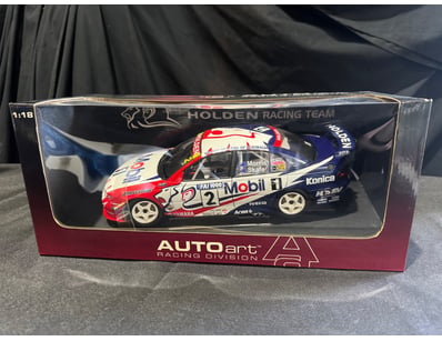 HOLDEN RACING TEAM MOBIL 1 #2 MORRIS SKAFE DIE CAS...