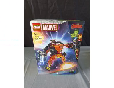 **UNRESERVED** LIFETIME COLLECTION OF LEGO PART... - Lot 325