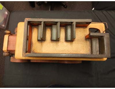 Antiques, Vintage & Interior Treasures (A1005) - Lot 1025