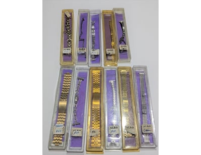 Affordable Watch Market (A1006) - Lot 6524